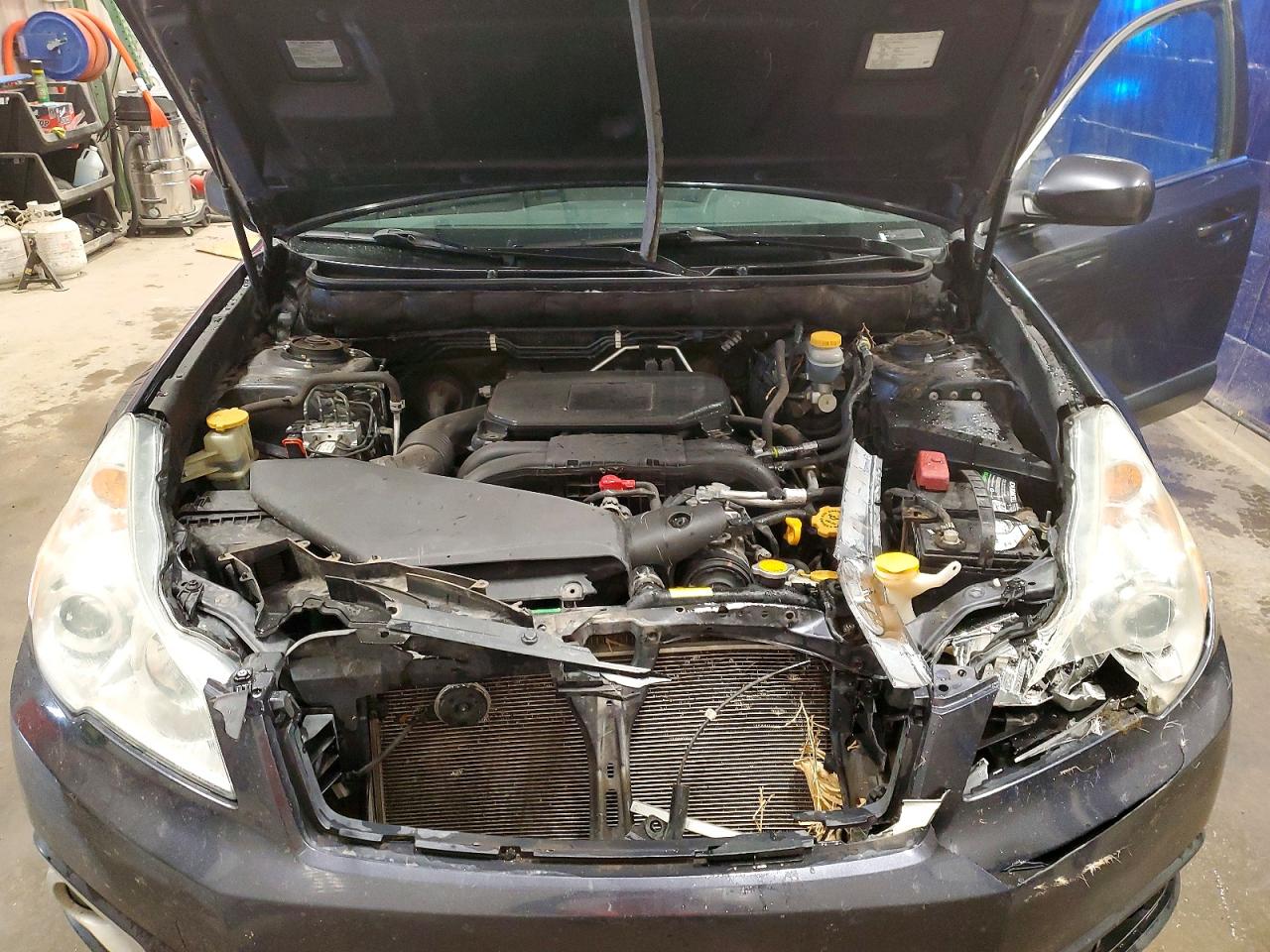 2011 SUBARU OUTBACK 2.5I PREMIUM photo 23