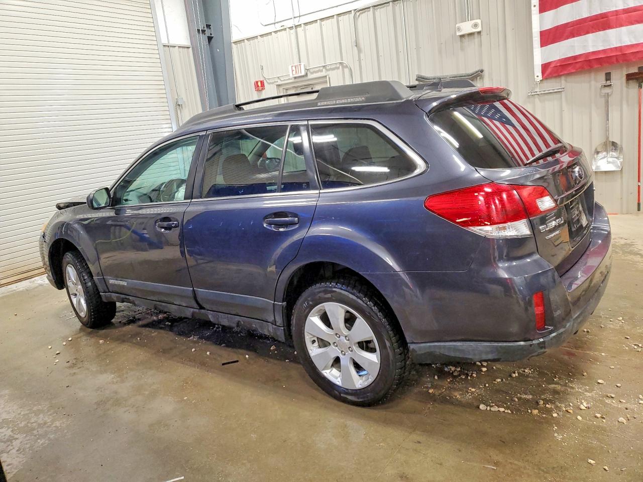 2011 SUBARU OUTBACK 2.5I PREMIUM photo 3