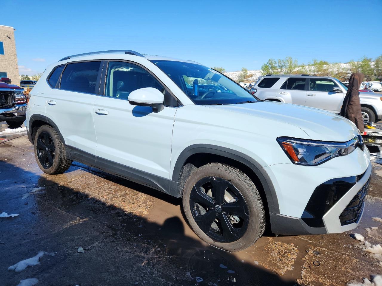 2025 VOLKSWAGEN TAOS SEL photo 7