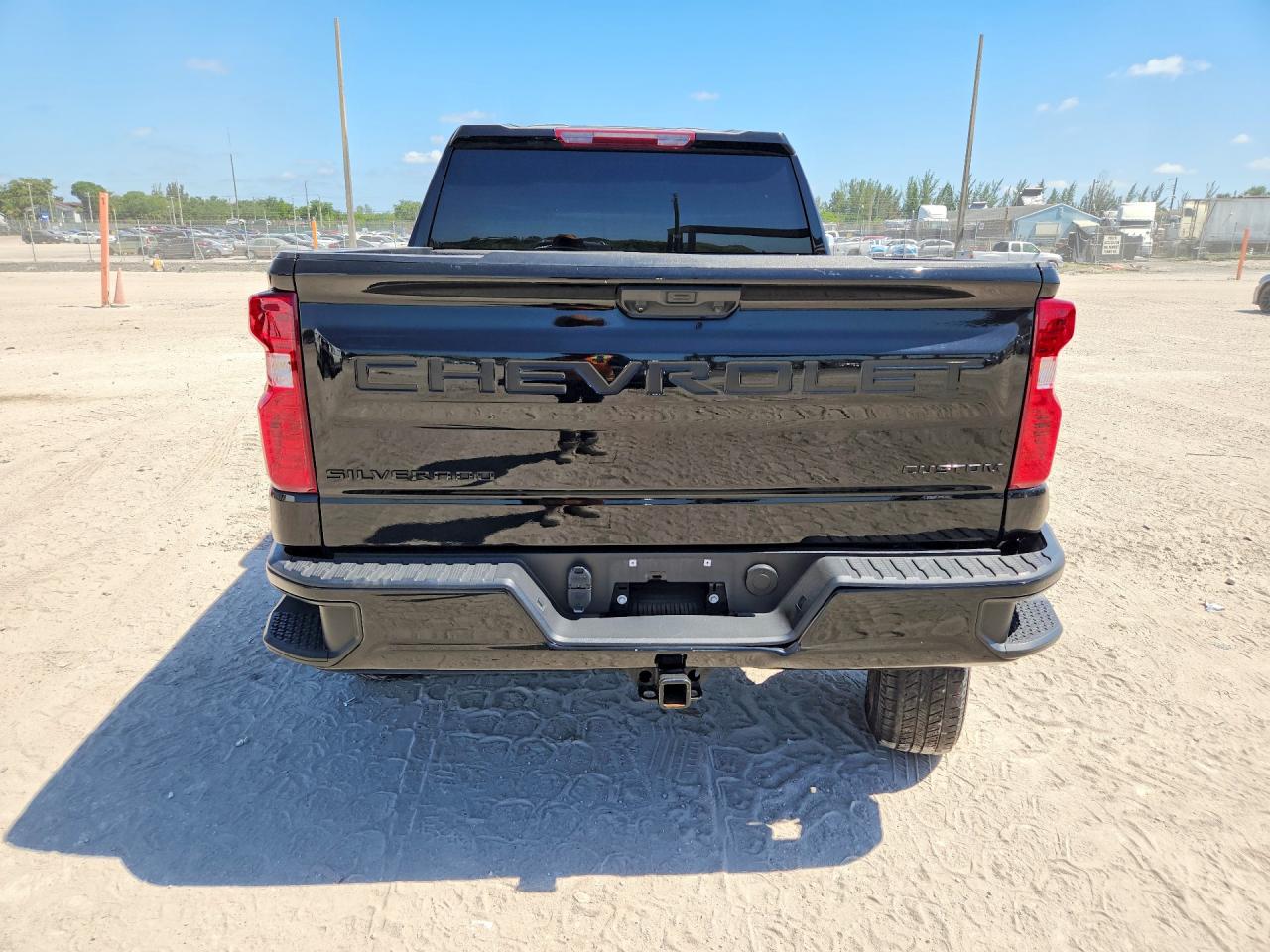2024 CHEVROLET SILVERADO C1500 CUSTOM photo 6