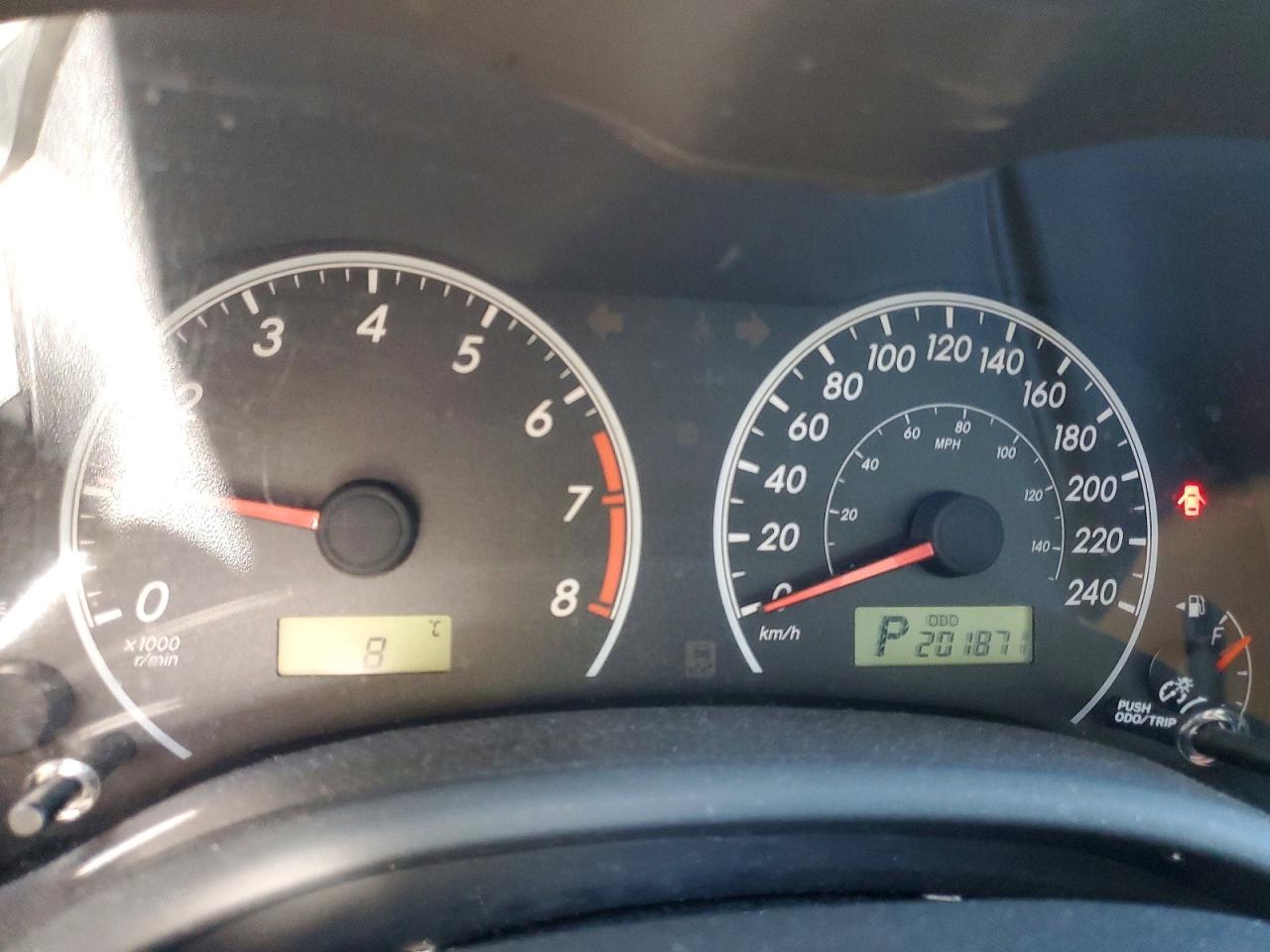 2011 TOYOTA COROLLA BASE photo 25