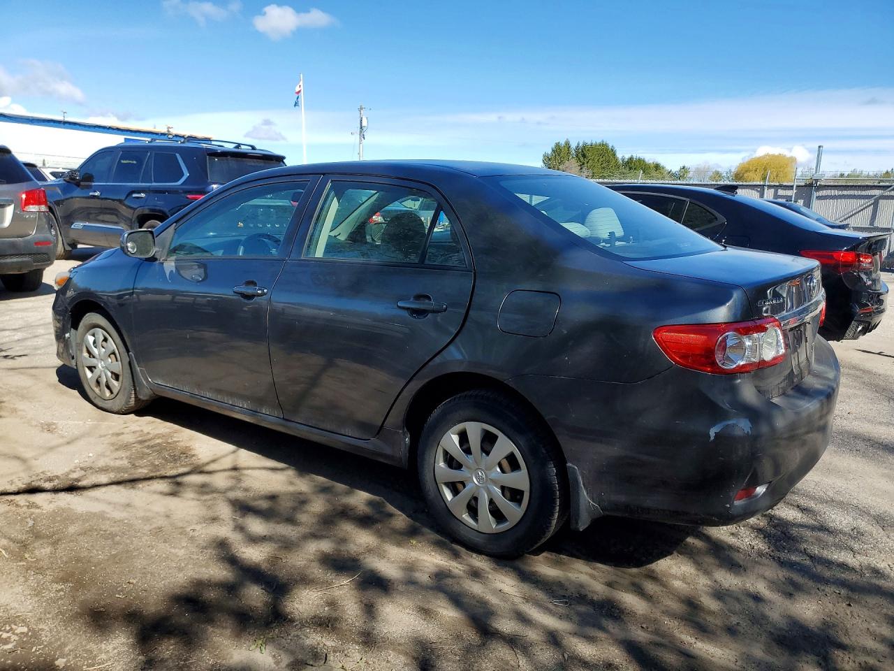 2011 TOYOTA COROLLA BASE photo 4