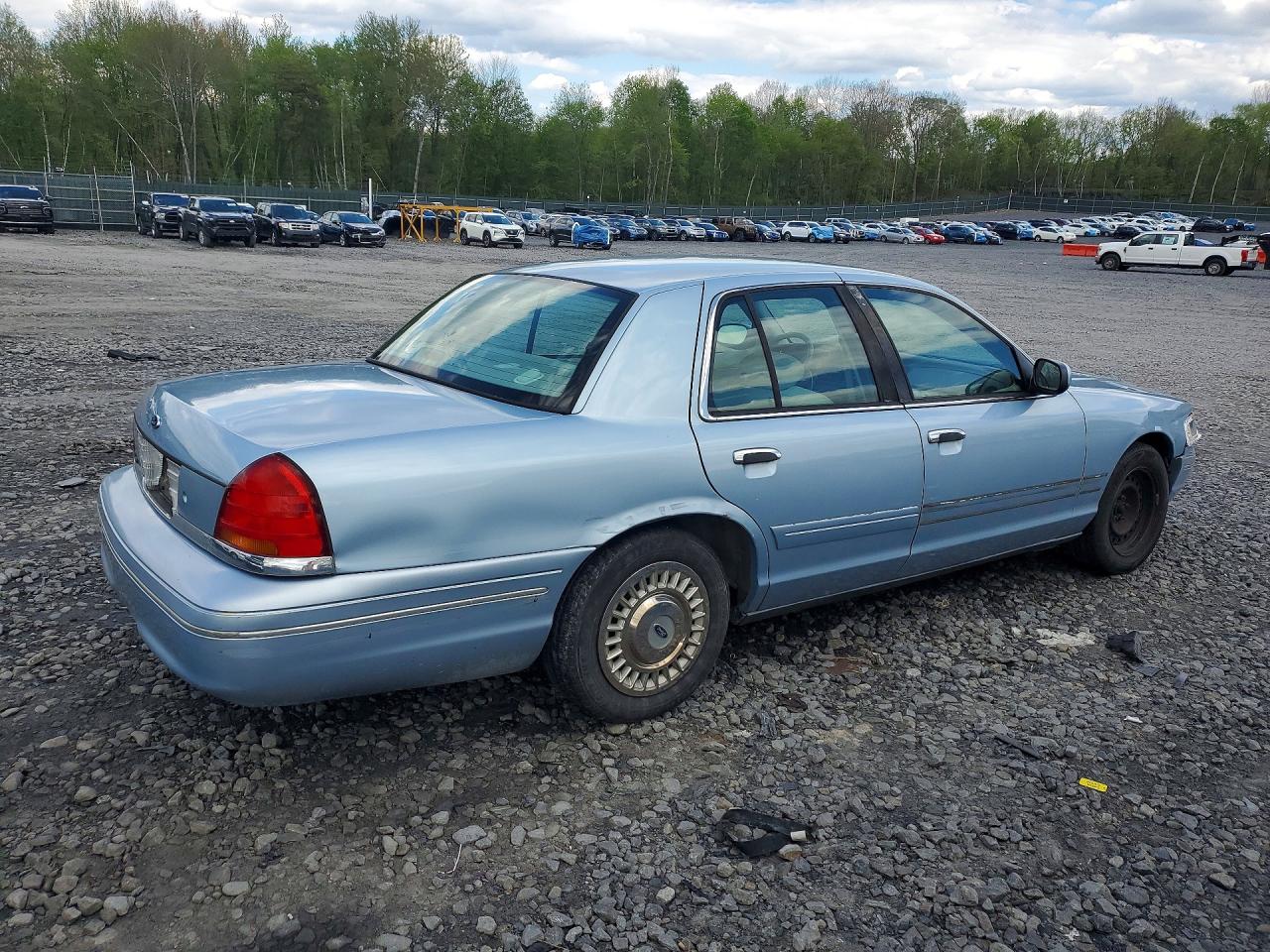 2001 FORD CROWN VICTORIA photo 7