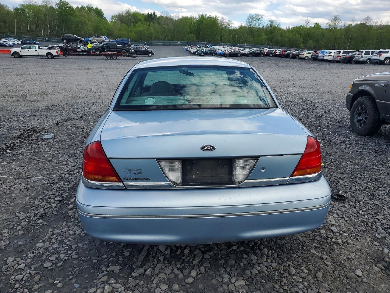 2001 FORD CROWN VICTORIA photo 16