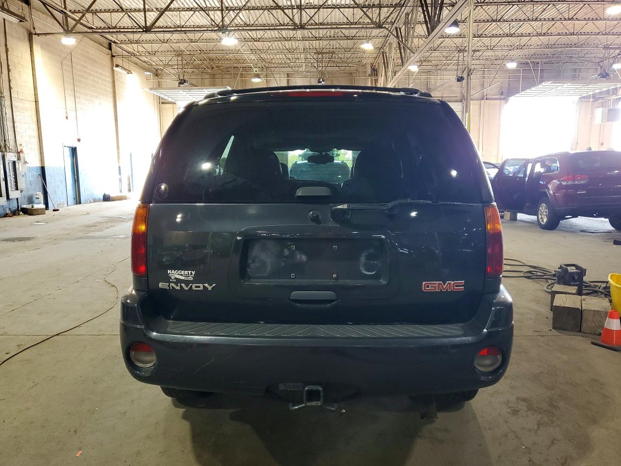 2006 GMC ENVOY photo 11