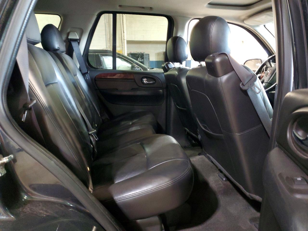 2006 GMC ENVOY photo 21