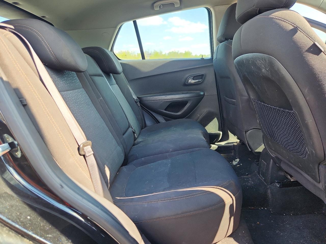 2020 CHEVROLET TRAX LS photo 28