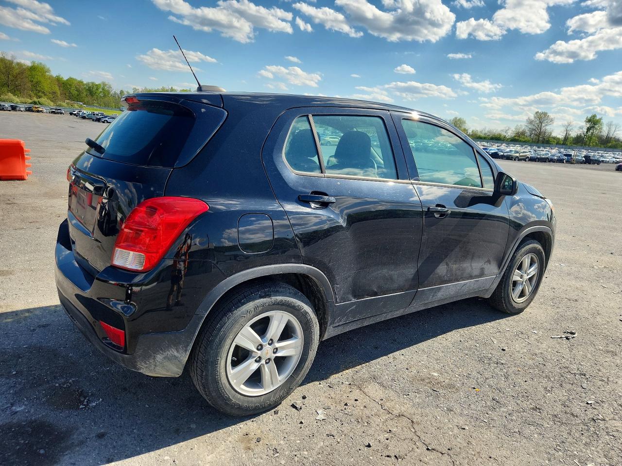 2020 CHEVROLET TRAX LS photo 7