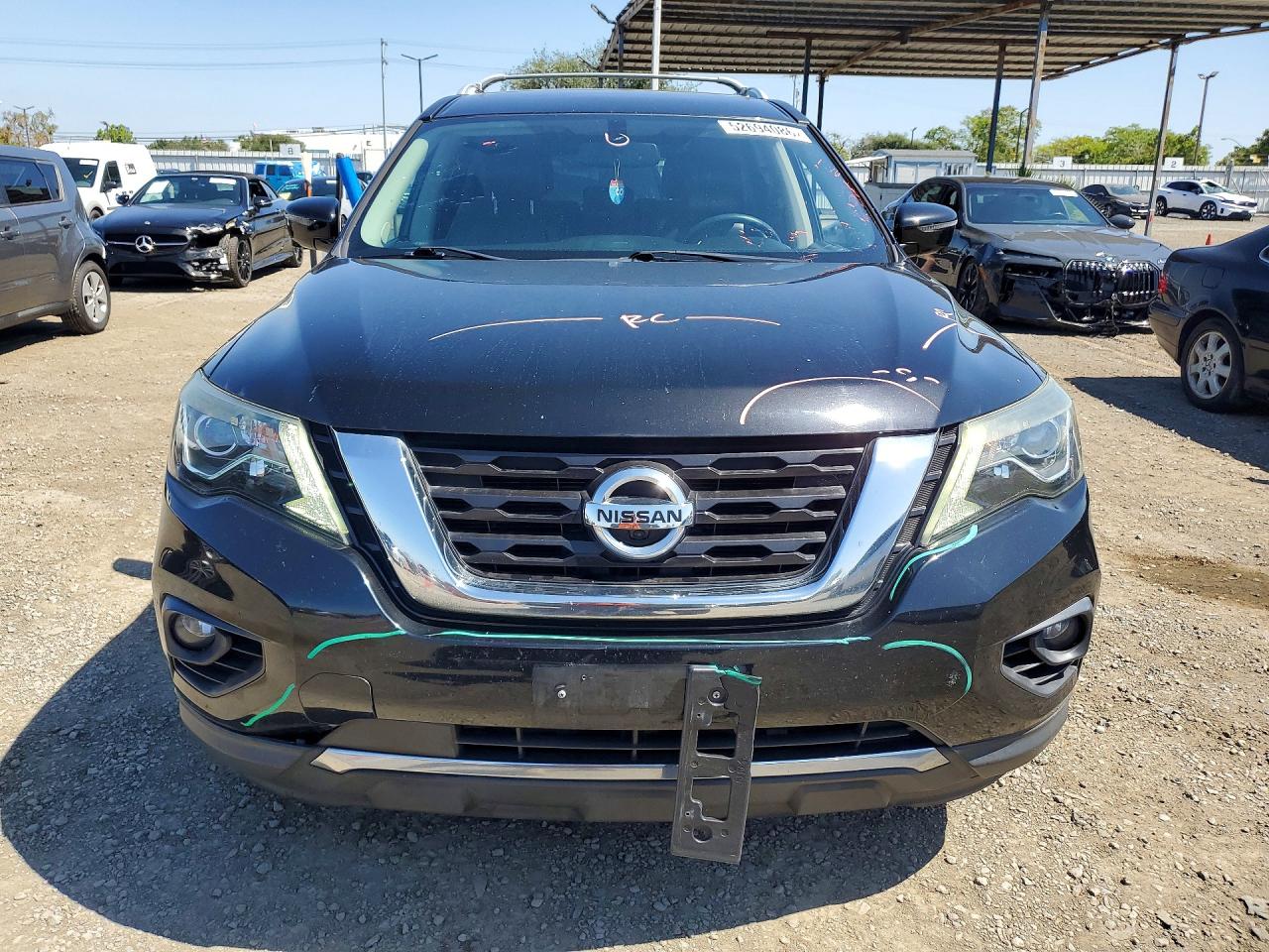 2017 NISSAN PATHFINDER PLATINUM photo 5