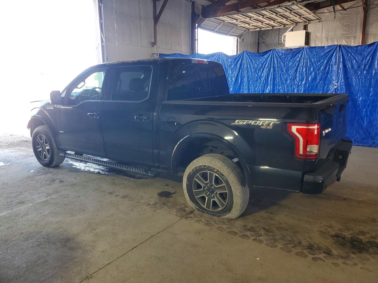 2016 FORD F150 SUPERCREW photo 2