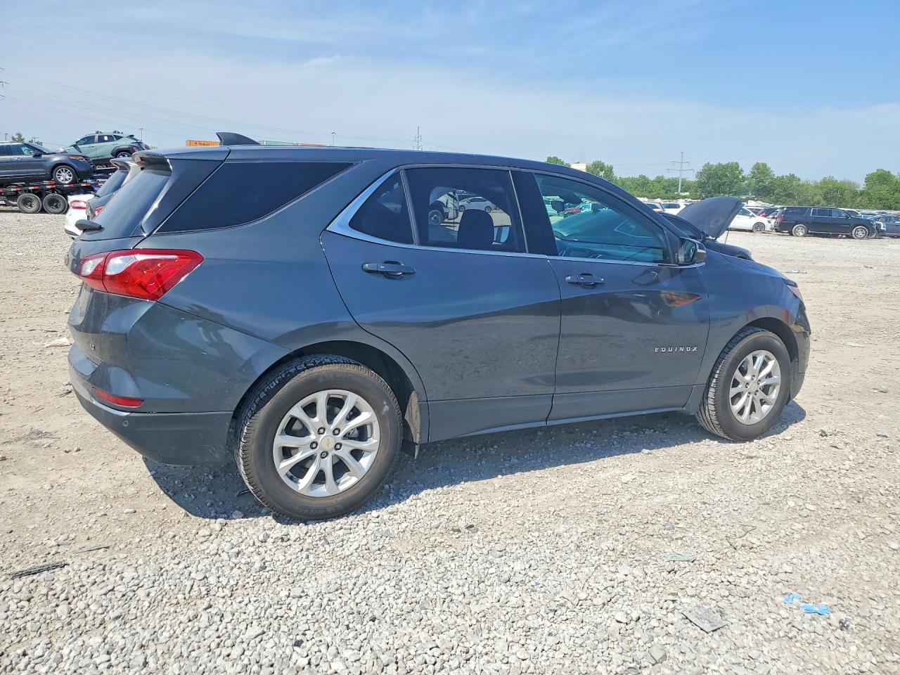 2018 CHEVROLET EQUINOX LT photo 3