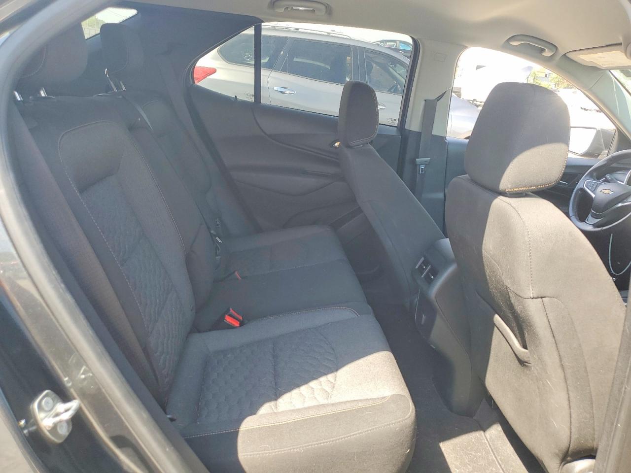 2018 CHEVROLET EQUINOX LT photo 11