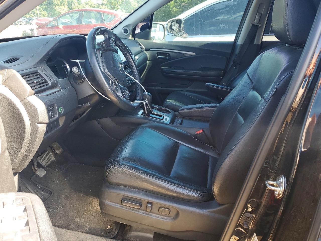 2016 HONDA PILOT EXL photo 13
