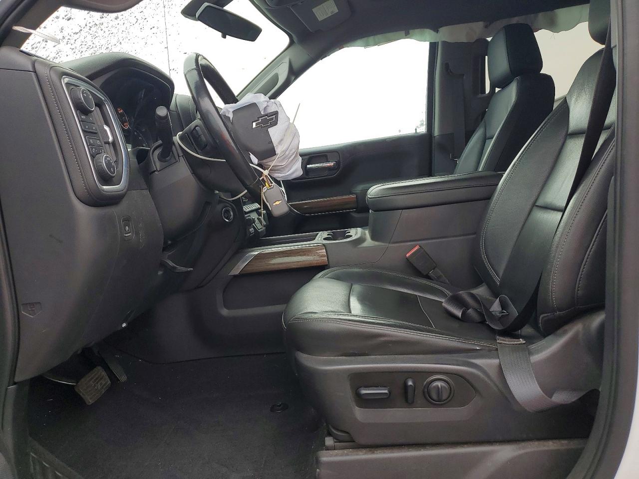 2019 CHEVROLET SILVERADO K1500 RST photo 19
