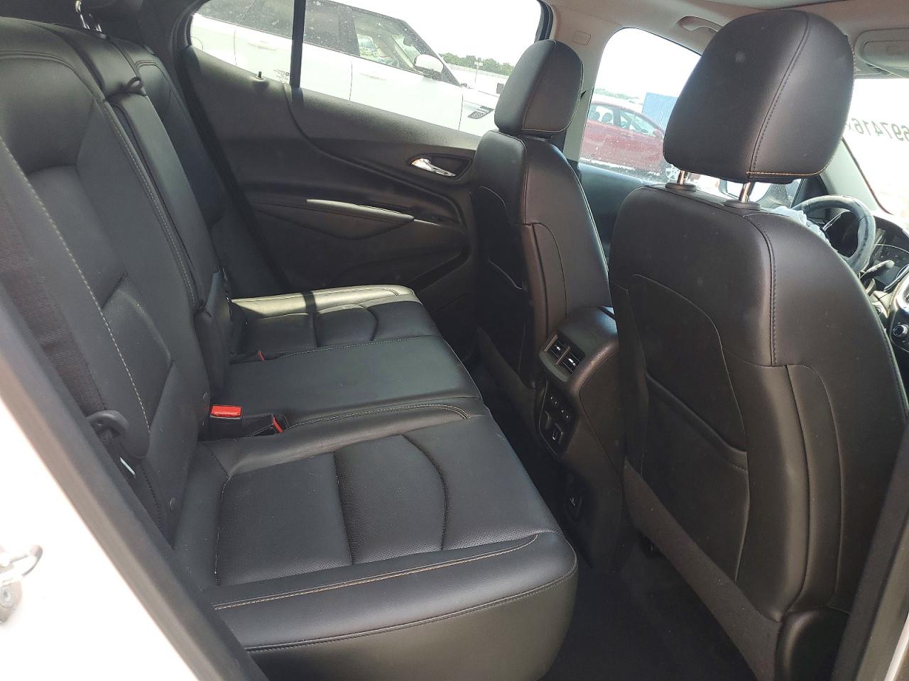2018 CHEVROLET EQUINOX PREMIER photo 28