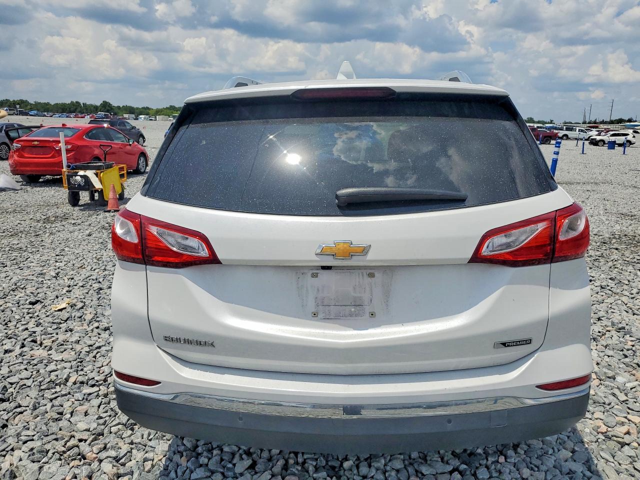 2018 CHEVROLET EQUINOX PREMIER photo 16
