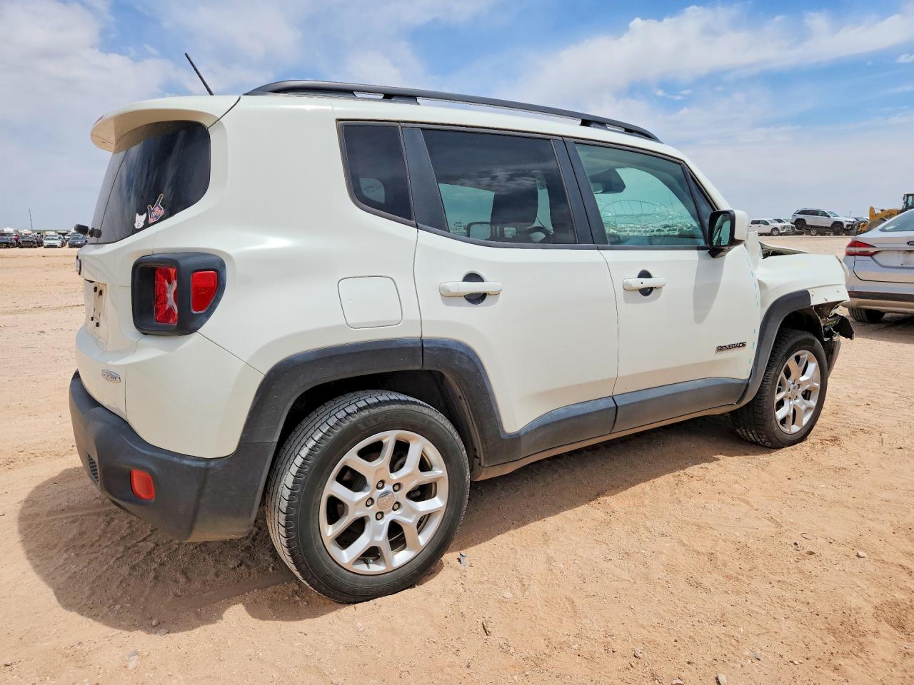 2017 JEEP RENEGADE LATITUDE photo 7
