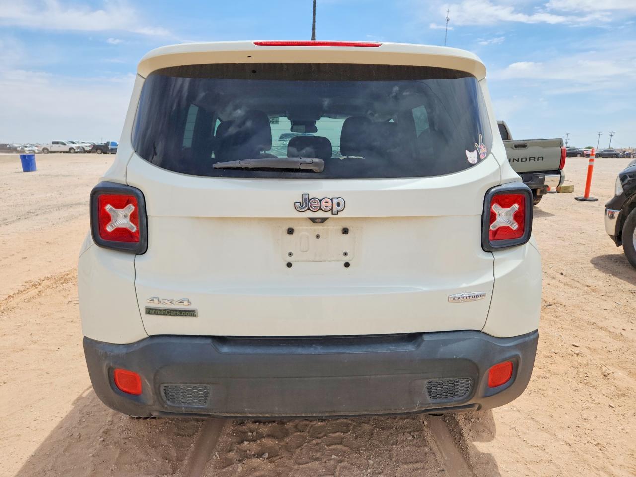 2017 JEEP RENEGADE LATITUDE photo 16