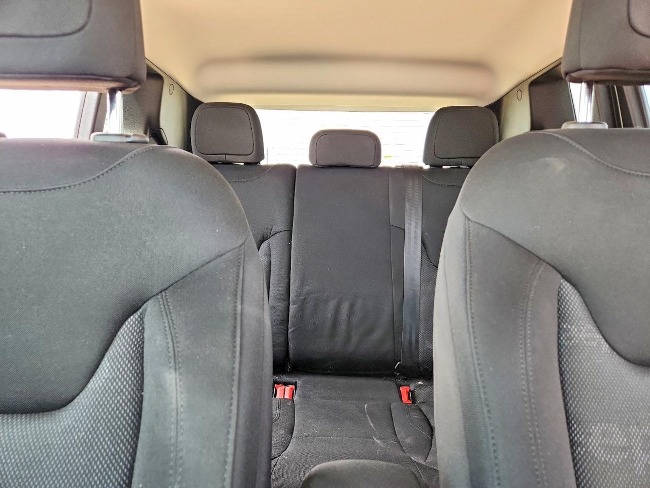 2017 JEEP RENEGADE LATITUDE photo 28