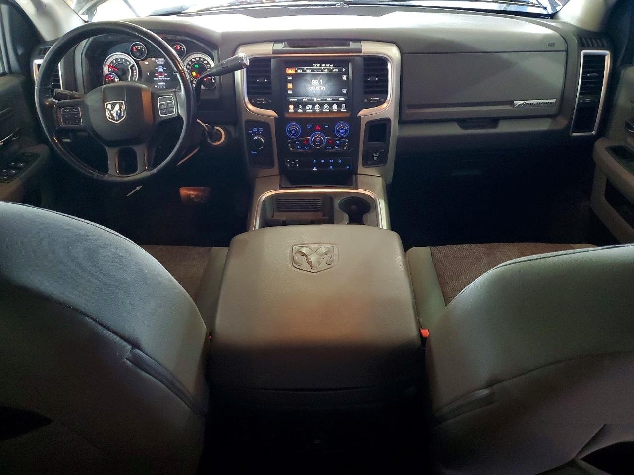 2016 RAM 2500 SLT photo 15