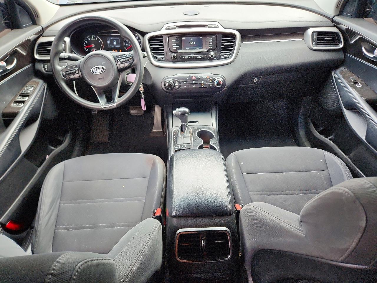 2016 KIA SORENTO LX V6 photo 22