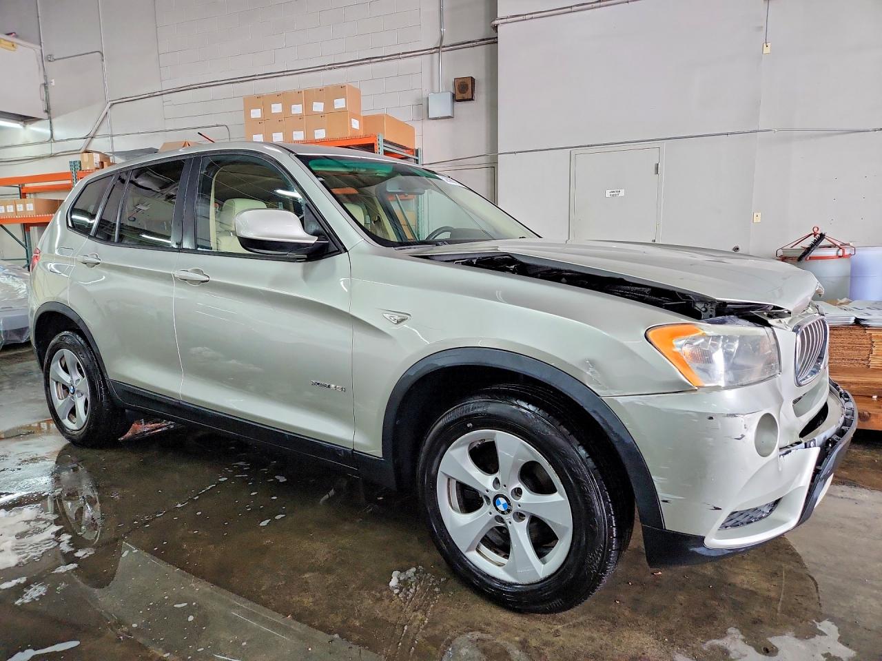2011 BMW X3 XDRIVE28I photo 10