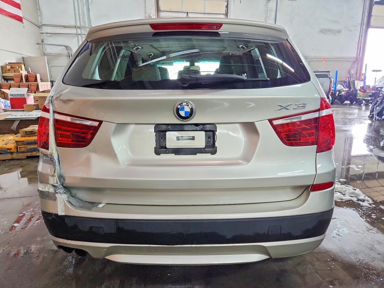 2011 BMW X3 XDRIVE28I photo 16