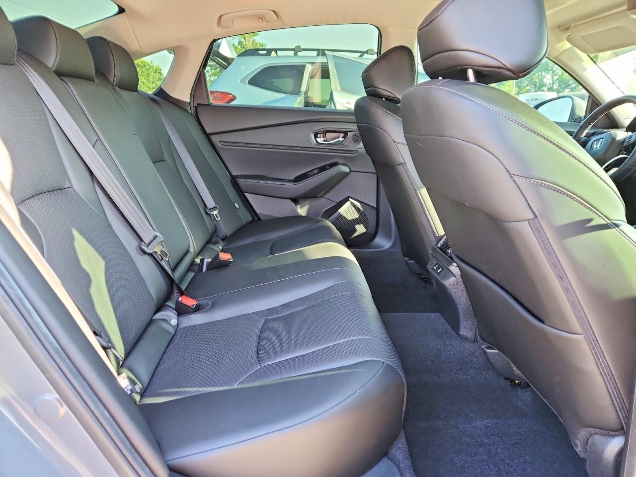 2025 HONDA ACCORD TOURING HYBRID photo 10