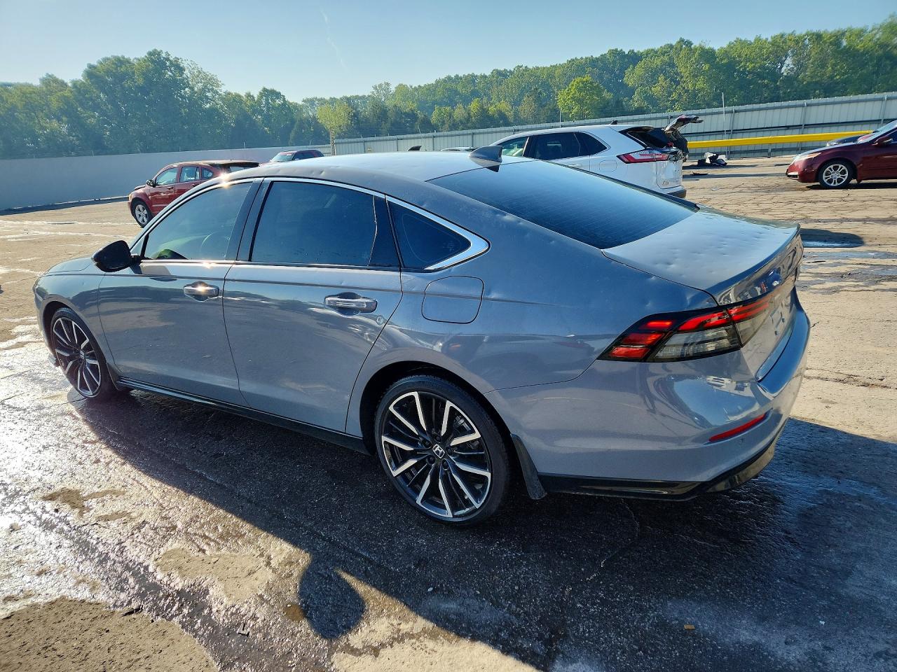 2025 HONDA ACCORD TOURING HYBRID photo 2