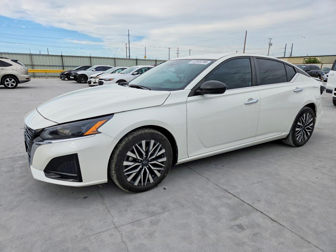 2024 NISSAN ALTIMA