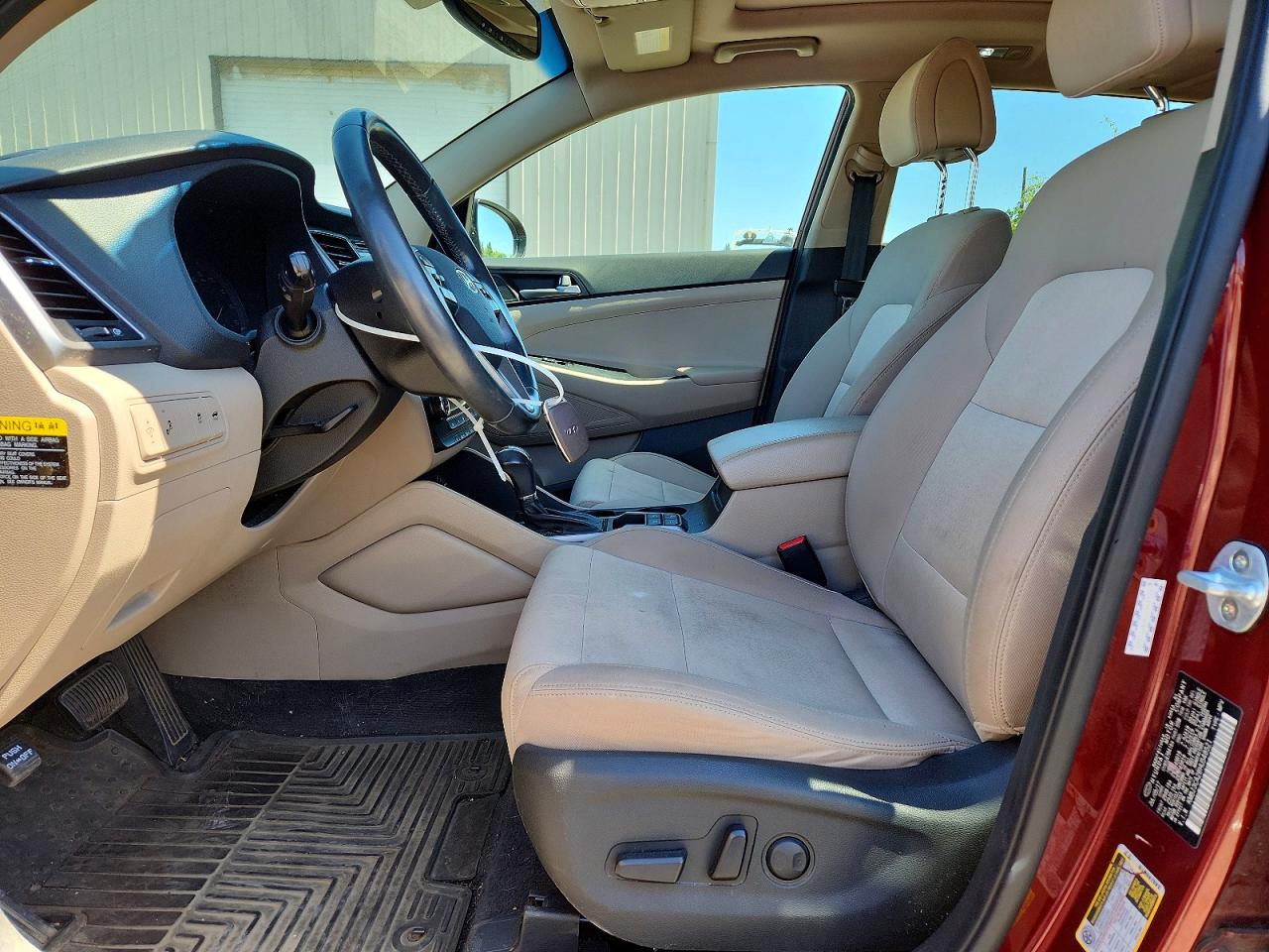 2017 HYUNDAI TUCSON VALUE photo 13