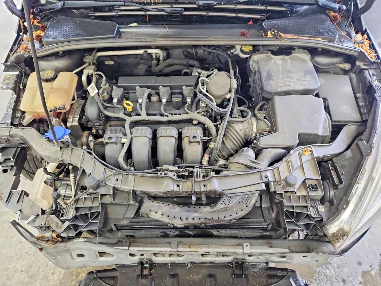 2015 FORD FOCUS SE photo 21