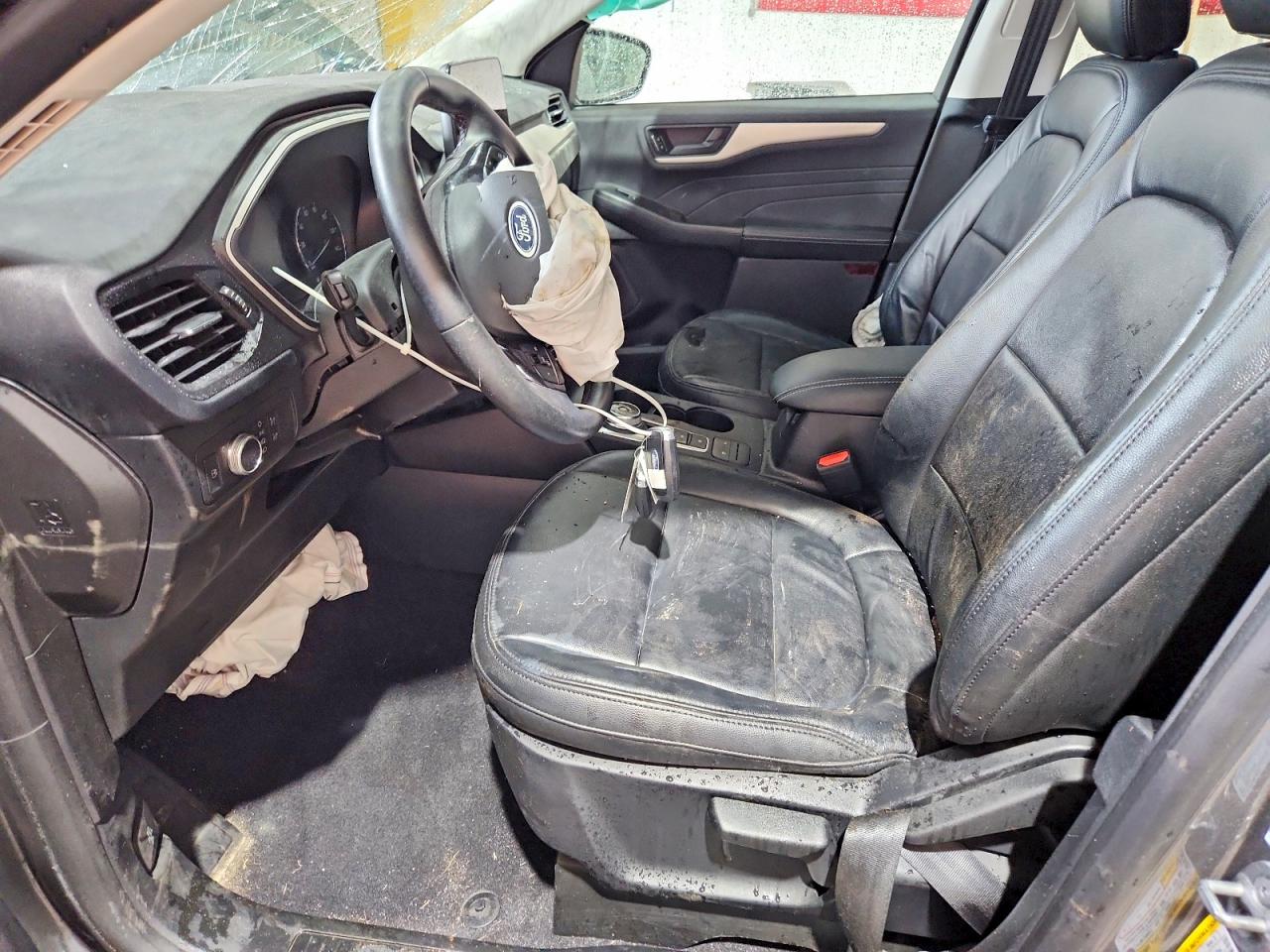 2022 FORD ESCAPE SE photo 13