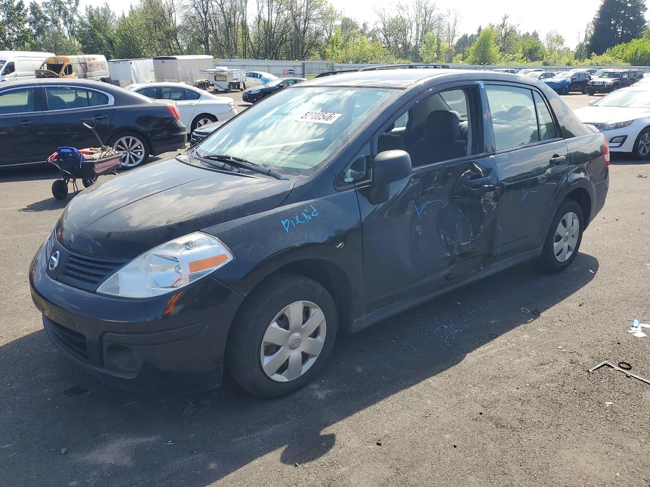 2011 NISSAN VERSA