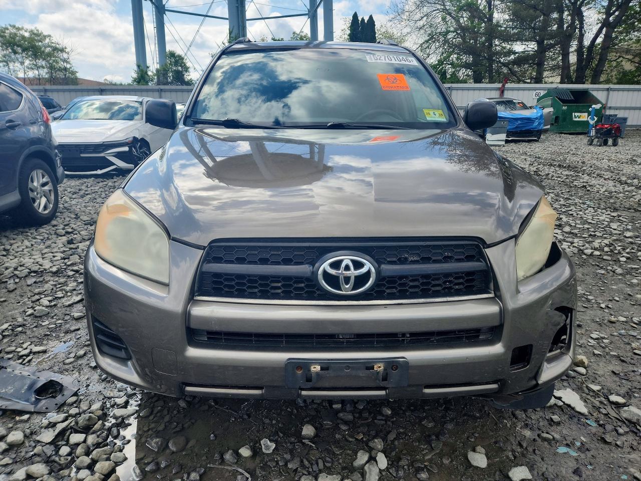 2011 TOYOTA RAV4 BASE photo 9