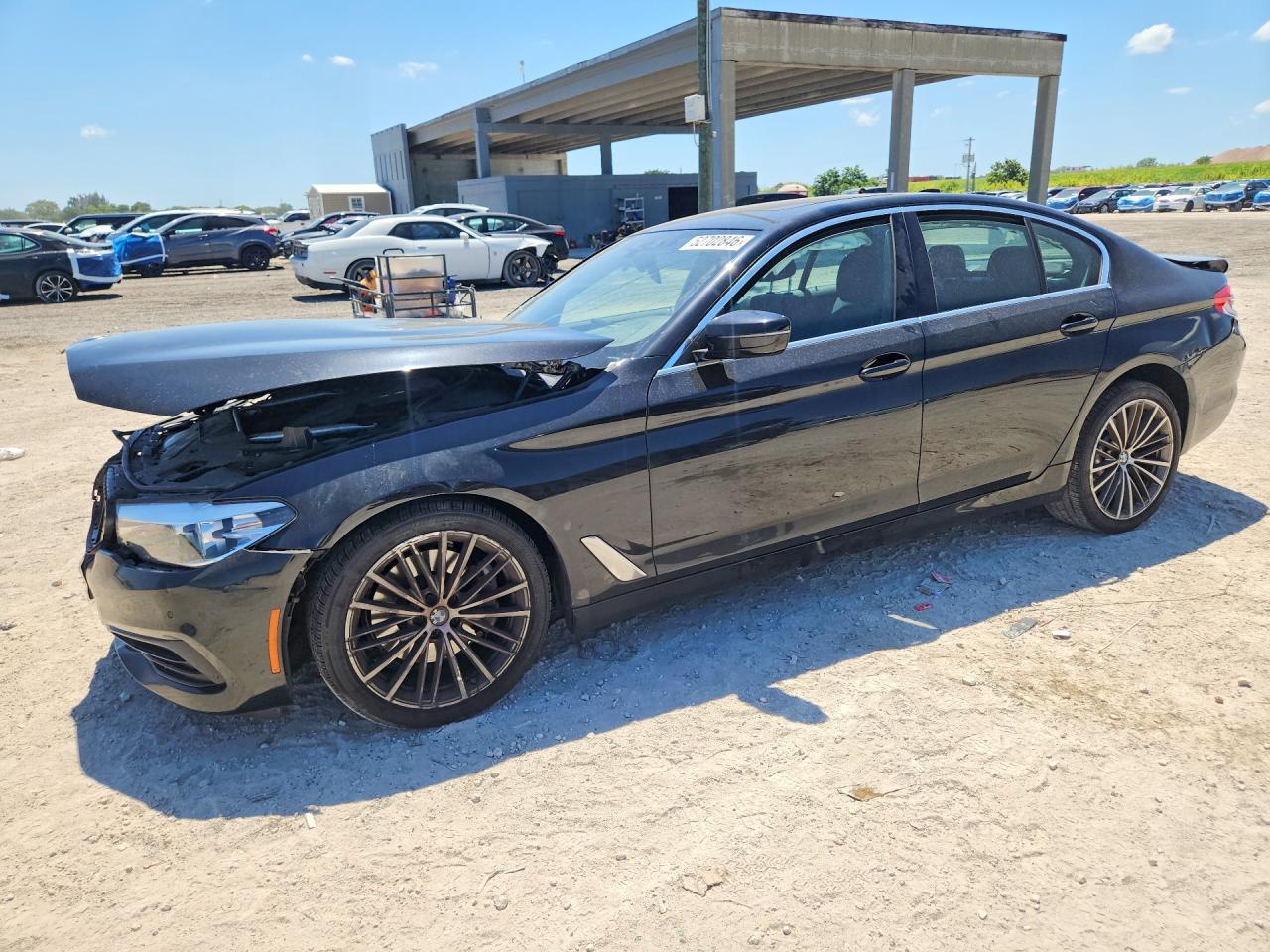 2019 BMW 530