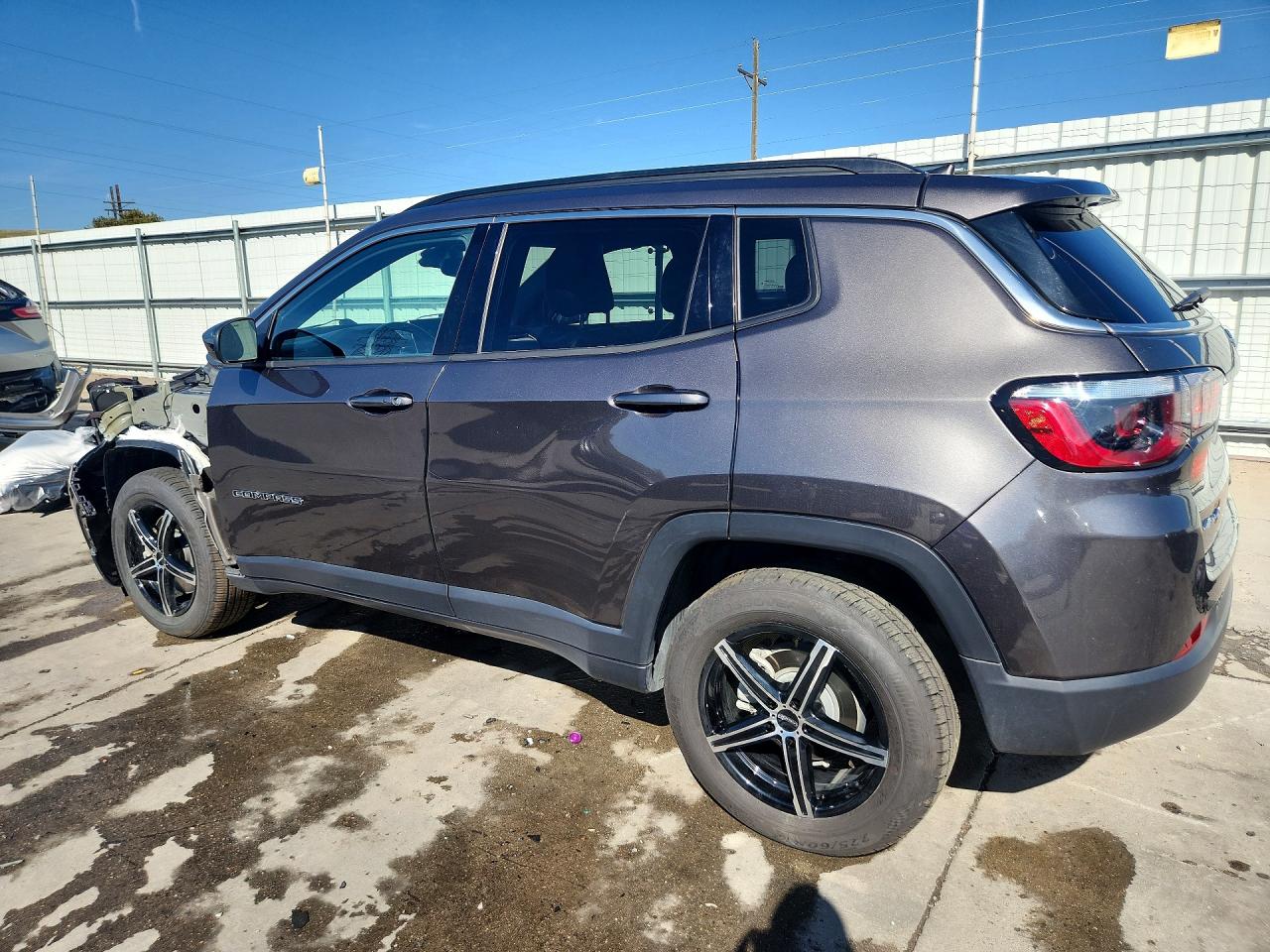 2024 JEEP COMPASS LATITUDE photo 2