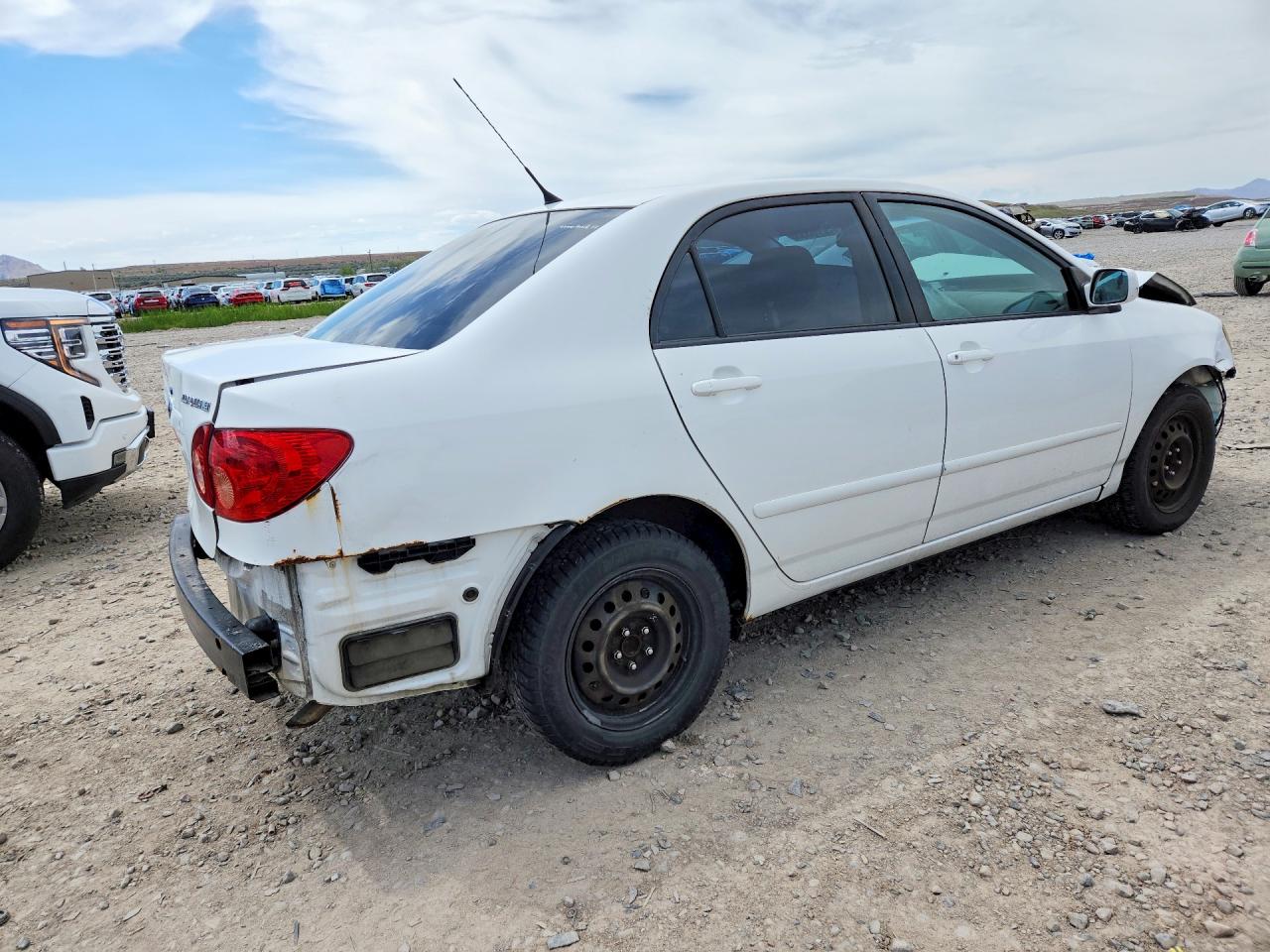 2007 TOYOTA COROLLA LE photo 3