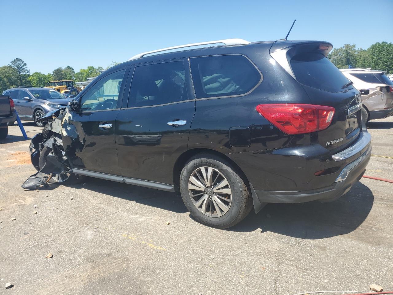 2017 NISSAN PATHFINDER S photo 2