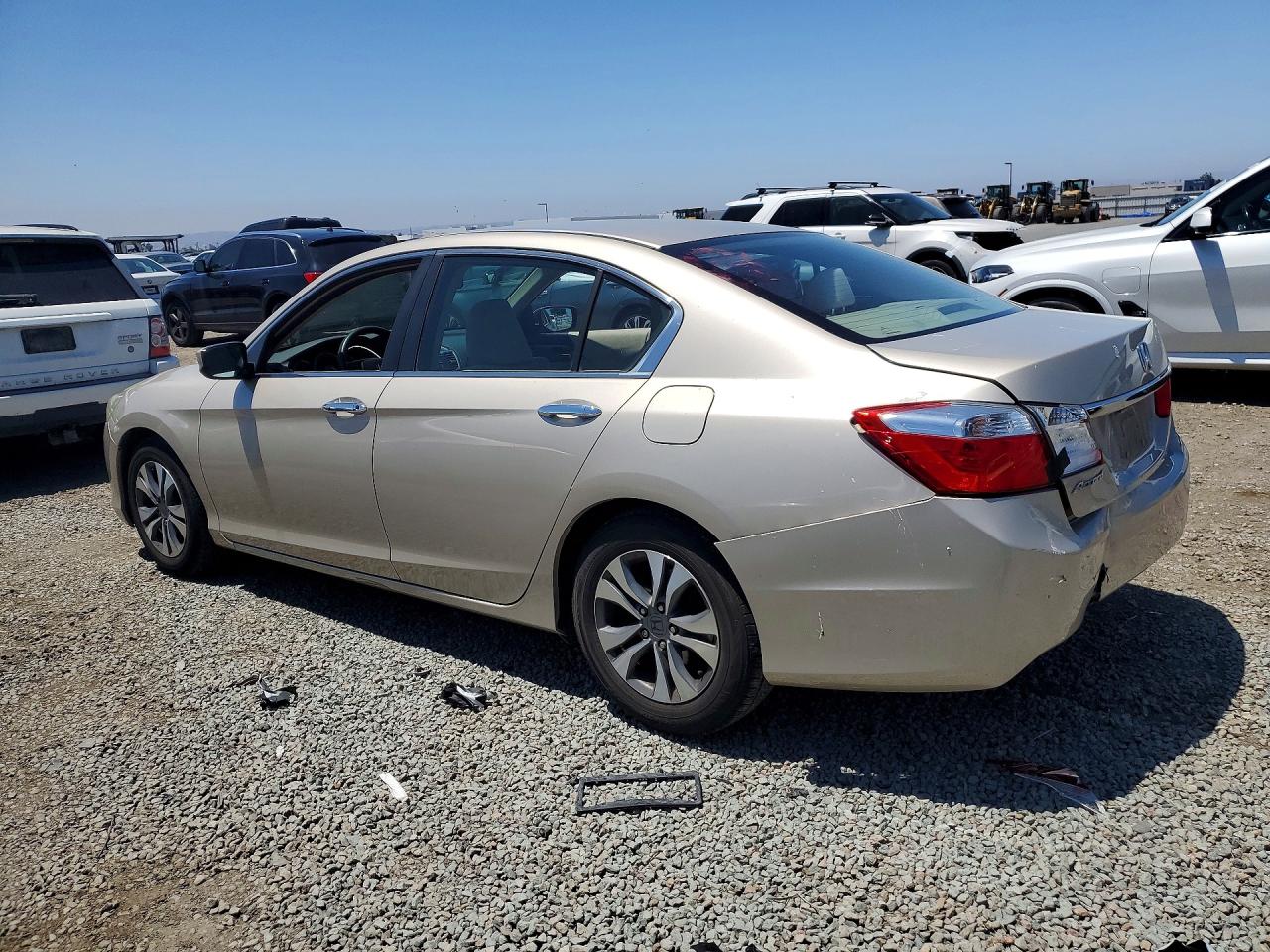 2013 HONDA ACCORD LX photo 4