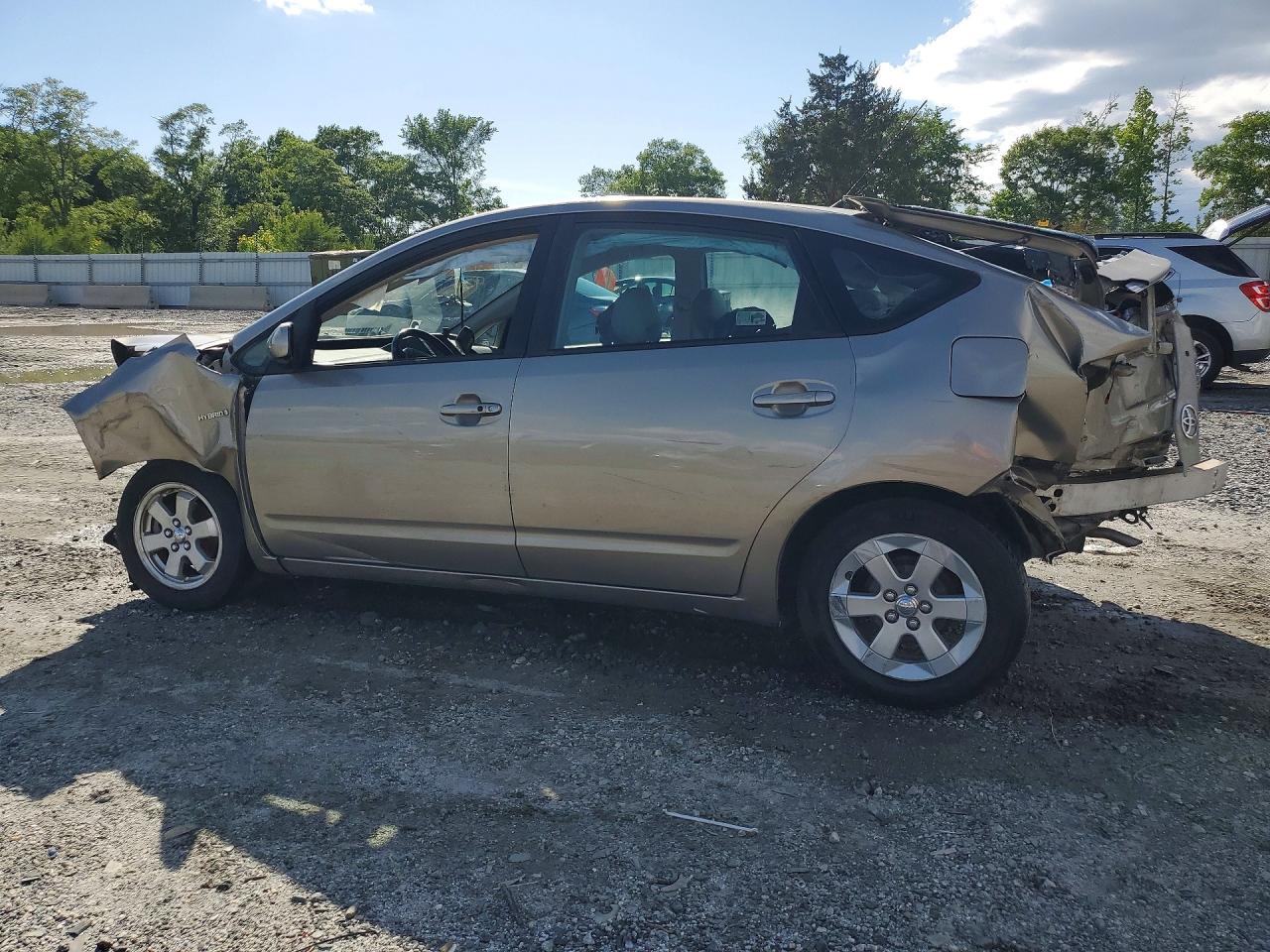 2009 TOYOTA PRIUS BASE photo 4