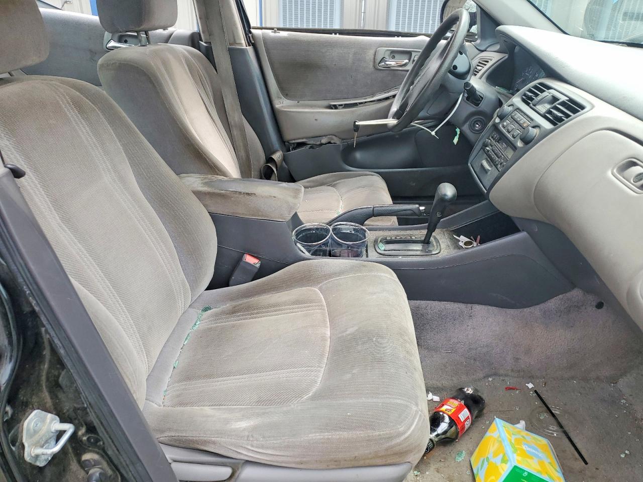 1999 HONDA ACCORD LX photo 13