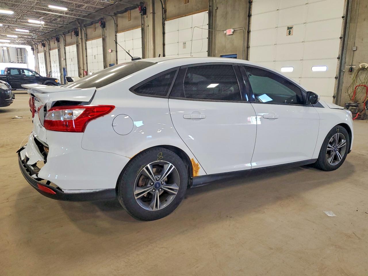 2014 FORD FOCUS SE photo 5