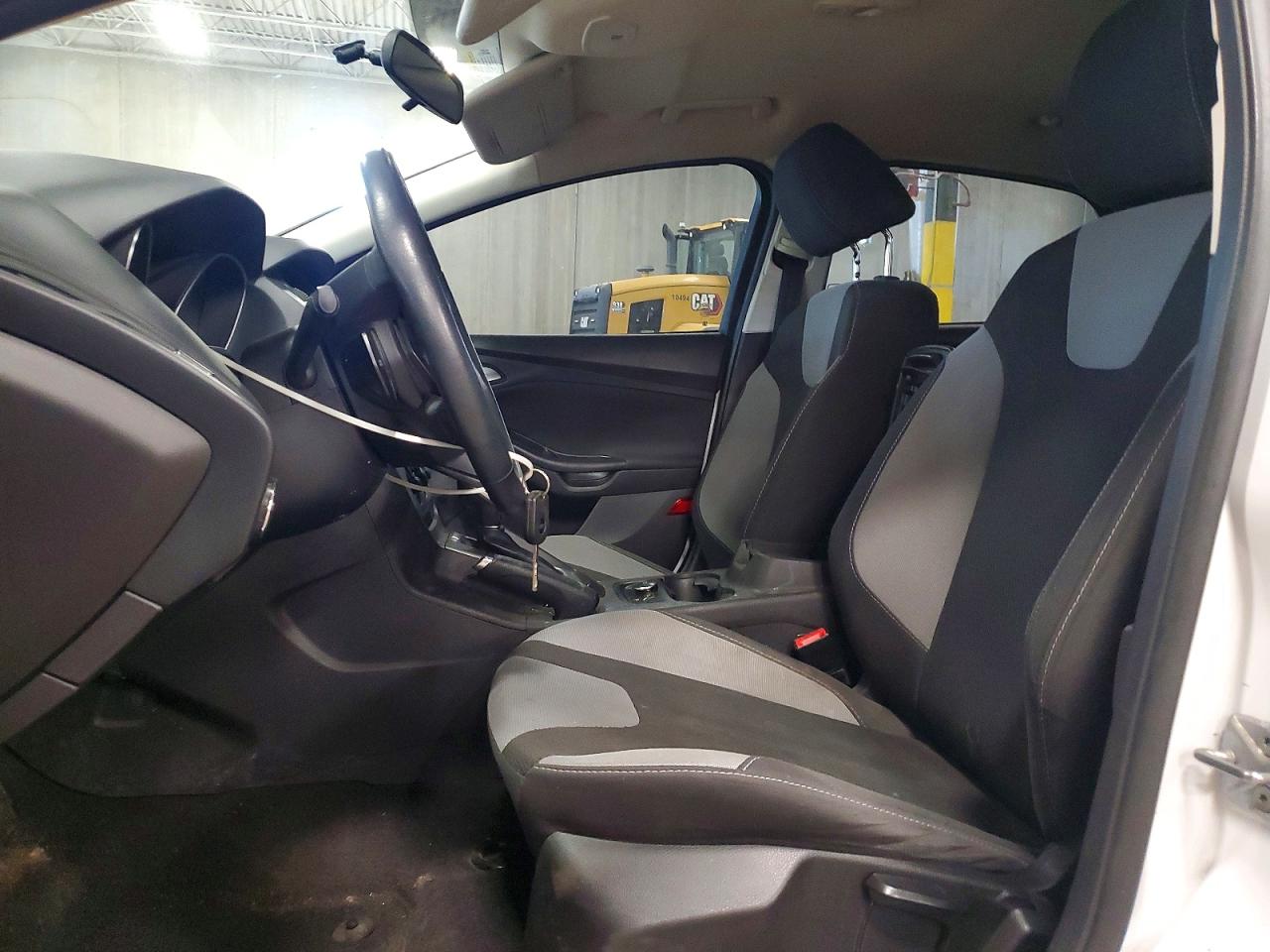 2014 FORD FOCUS SE photo 13
