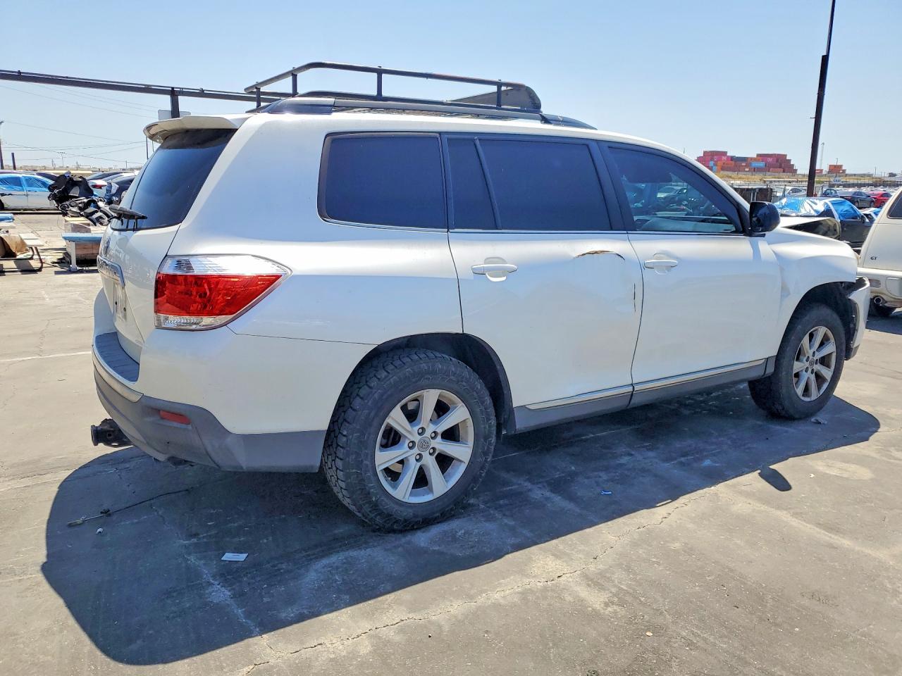 2012 TOYOTA HIGHLANDER SE photo 5