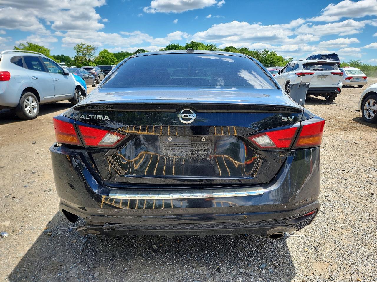 2019 NISSAN ALTIMA SV photo 16