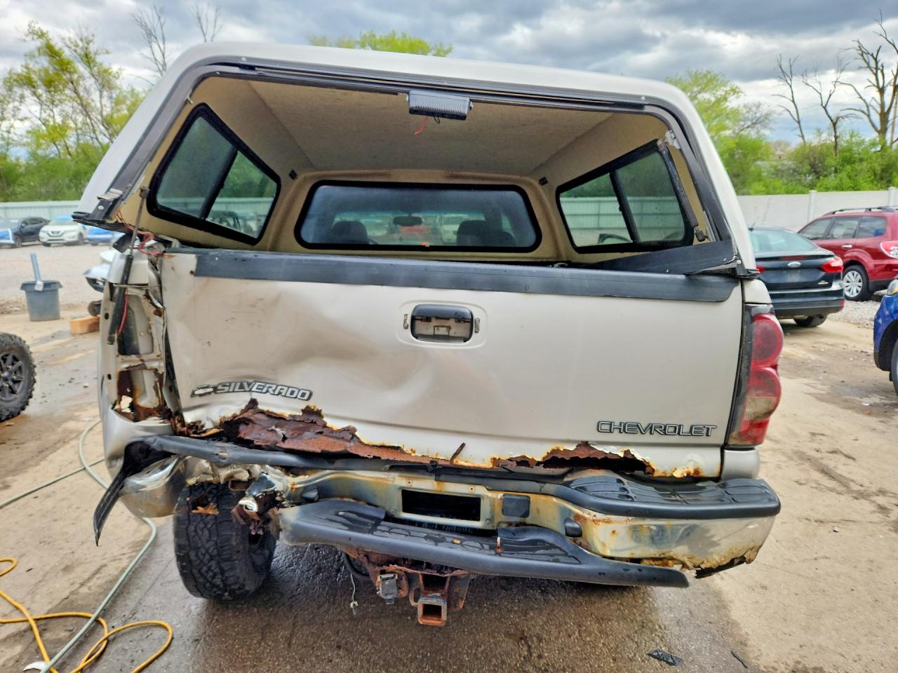 2004 CHEVROLET SILVERADO K1500 photo 6