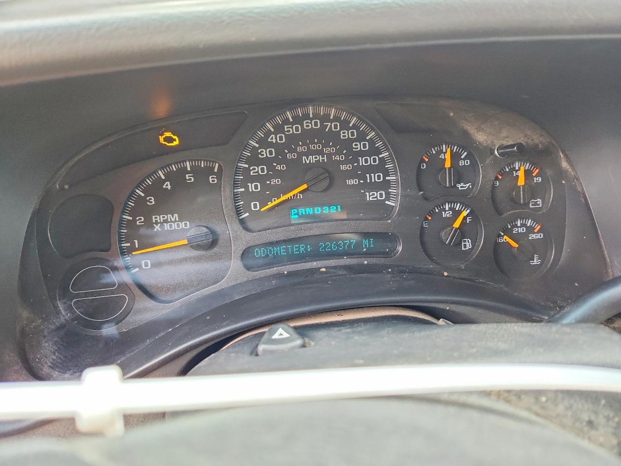 2004 CHEVROLET SILVERADO K1500 photo 9