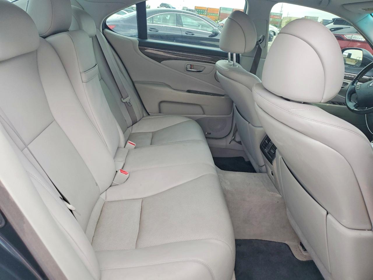 2007 LEXUS LS 460 photo 19
