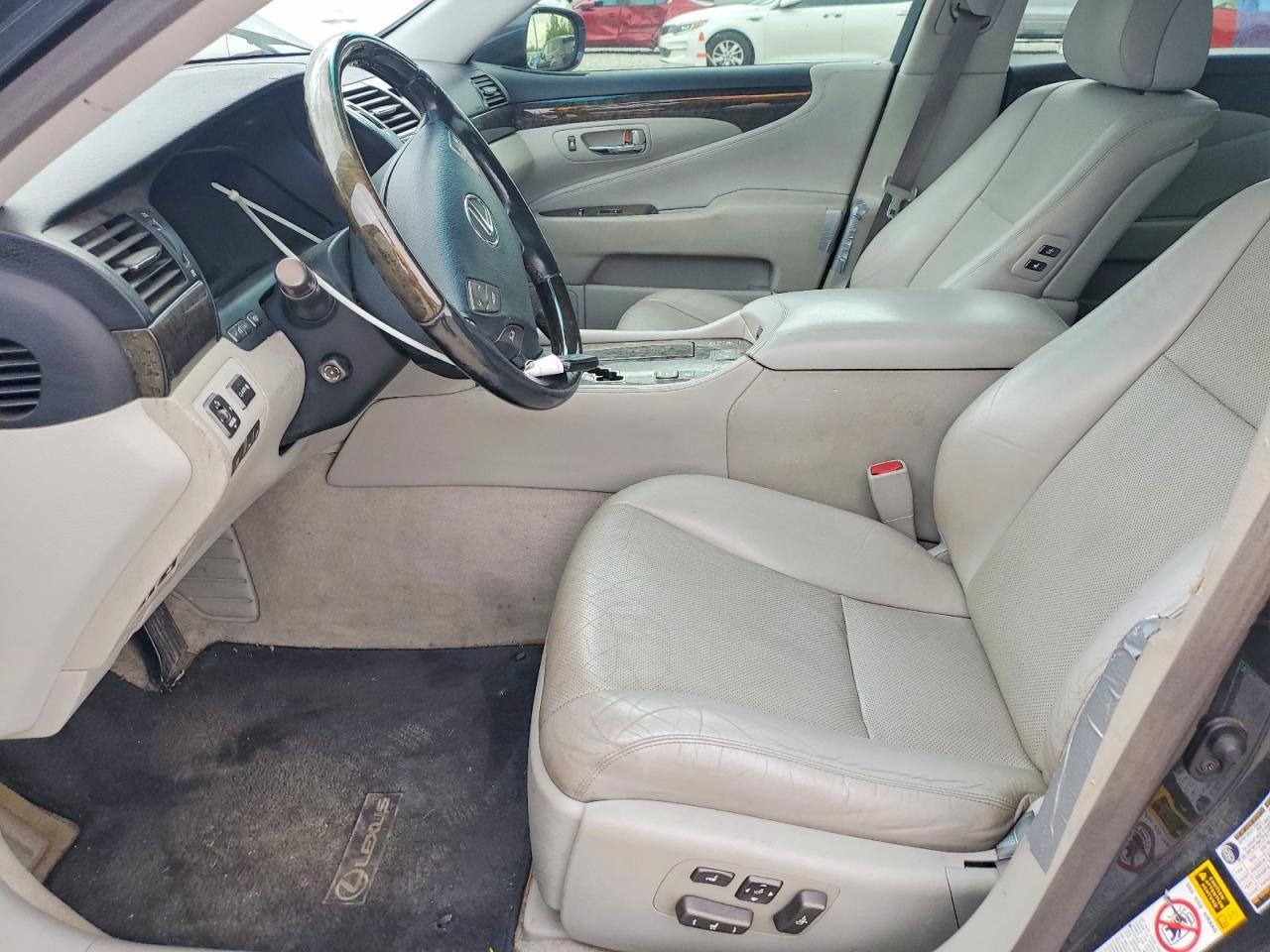 2007 LEXUS LS 460 photo 13
